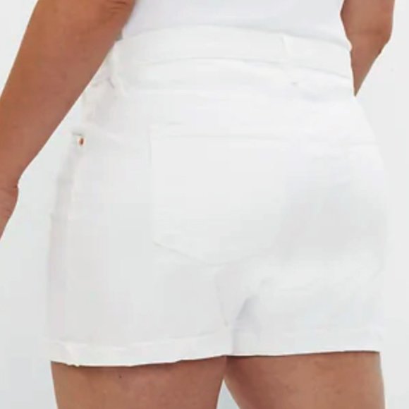 🌸4/$50🌸 NWOT Gap 5" Mid Rise Denim Shorts with Washwell - Picture 4 of 16